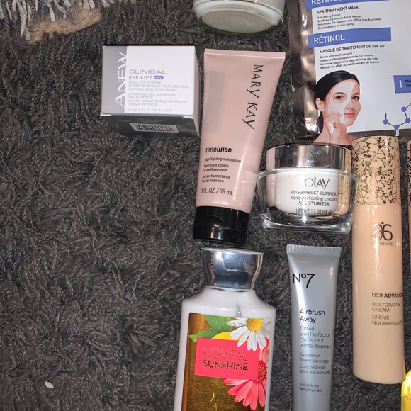 Skincare bundle - Picture 2 of 3
